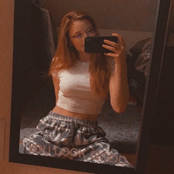 Meet your Posher, Chyenne - Picture 1 of 4